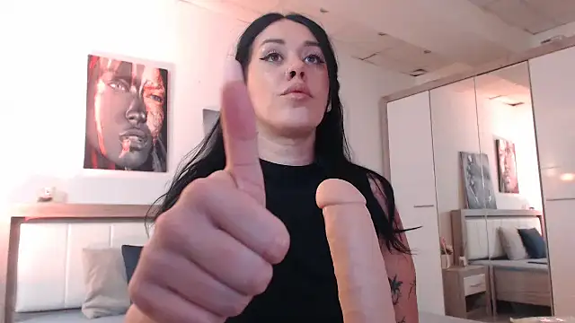 LaylaCruzRose online show from 5, 1, 2025