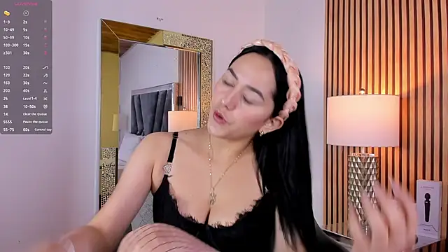 Snapshot of hazel_ross_tcw chatting on 25, 1, 2025 hazel ross tcw online show from 25, 1, 2025