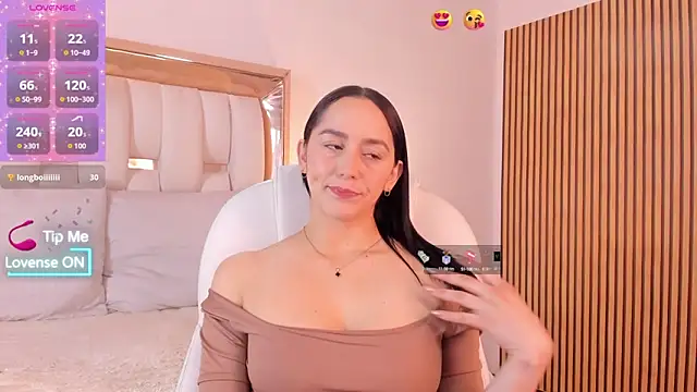 Snapshot of hazel_ross_tcw chatting on 11, 9, 2025 hazel ross tcw online show from 11, 9, 2025