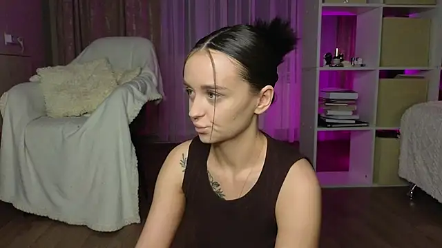 Snapshot of Katy_perry_ chatting on 23, 1, 2025 Katy perry online show from 23, 1, 2025