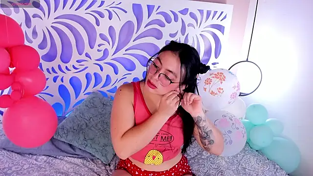 Snapshot of deep_sunset1 chatting on 16, 4, 2026 deep sunset1 online show from 16, 4, 2026