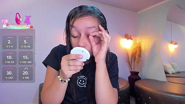 Snapshot of katy_sweet19 chatting on 15, 3, 2025 katy sweet19 online show from 15, 3, 2025