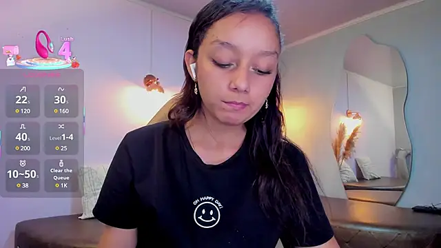 Snapshot of katy_sweet19 chatting on 19, 3, 2025 katy sweet19 online show from 19, 3, 2025