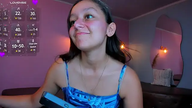 Snapshot of katy_sweet19 chatting on 14, 11, 2025 katy sweet19 online show from 14, 11, 2025