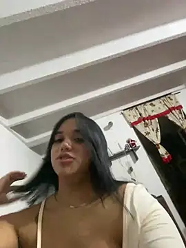 Snapshot of ElaEndez_ chatting on 25, 12, 2024 ElaEndez  online show from 25, 12, 2024