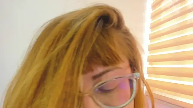 Snapshot of tekila__ chatting on 28, 11, 2025 tekila online show from 28, 11, 2025