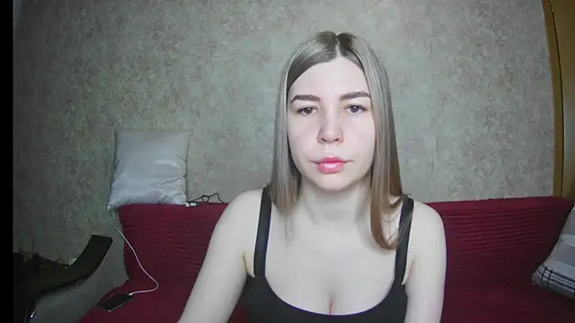 Snapshot of ElllaNuar chatting on 11, 3, 2025 ElllaNuar online show from 11, 3, 2025