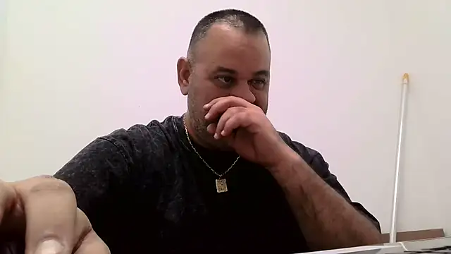 Snapshot of your_man85 chatting on 27, 1, 2025 your man85 online show from 27, 1, 2025