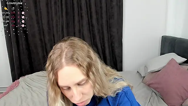 miissblonde online show from 26, 2, 2025