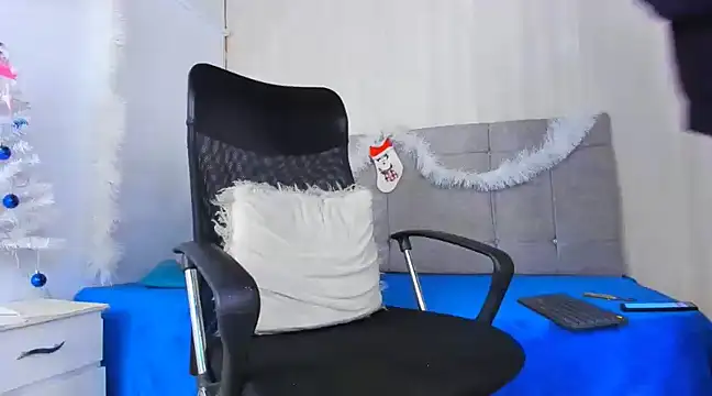 Snapshot of Mateo_Reales chatting on 14, 12, 2024 Mateo Reales online show from 14, 12, 2024