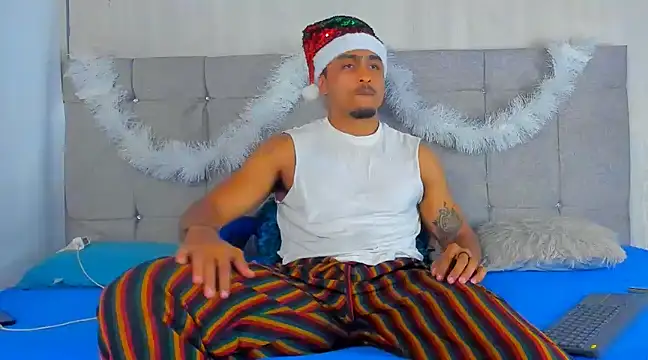 Snapshot of Mateo_Reales chatting on 21, 12, 2024 Mateo Reales online show from 21, 12, 2024