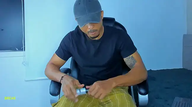 Snapshot of Mateo_Reales chatting on 30, 1, 2025 Mateo Reales online show from 30, 1, 2025