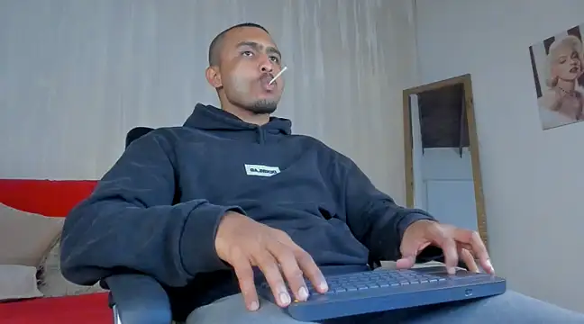 Snapshot of Mateo_Reales chatting on 6, 2, 2025 Mateo Reales online show from 6, 2, 2025