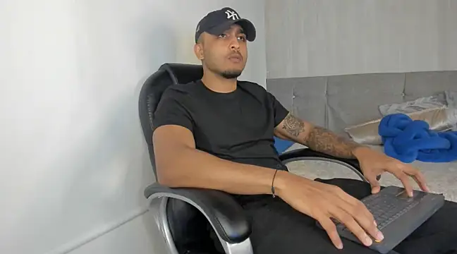 Snapshot of Mateo_Reales chatting on 1, 3, 2025 Mateo Reales online show from 1, 3, 2025