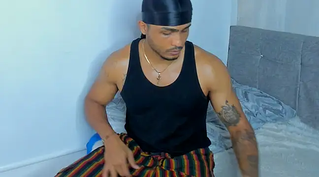 Snapshot of Mateo_Reales chatting on 4, 3, 2025 Mateo Reales online show from 4, 3, 2025