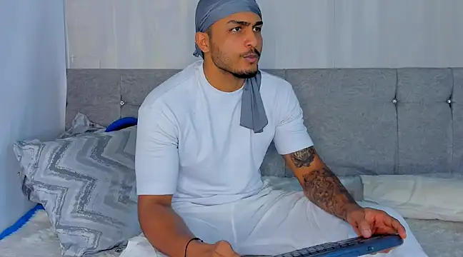 Snapshot of Mateo_Reales chatting on 5, 3, 2025 Mateo Reales online show from 5, 3, 2025