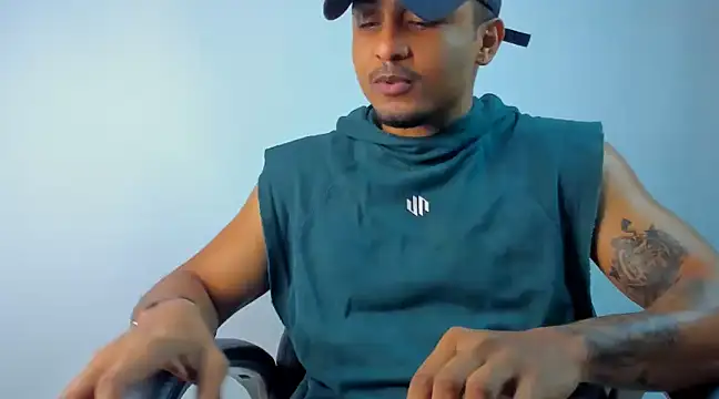 Snapshot of Mateo_Reales chatting on 10, 3, 2025 Mateo Reales online show from 10, 3, 2025