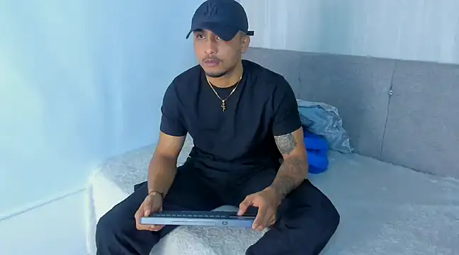 Snapshot of Mateo_Reales chatting on 12, 3, 2025 Mateo Reales online show from 12, 3, 2025