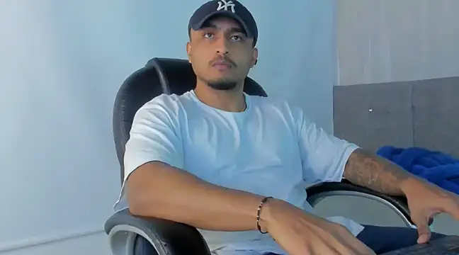 Snapshot of Mateo_Reales chatting on 14, 3, 2025 Mateo Reales online show from 14, 3, 2025