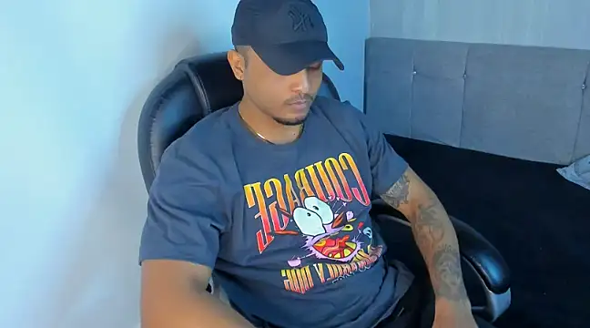 Snapshot of Mateo_Reales chatting on 22, 3, 2025 Mateo Reales online show from 22, 3, 2025