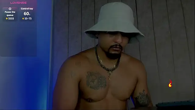 Snapshot of Mateo_Reales chatting on 14, 12, 2025 Mateo Reales online show from 14, 12, 2025