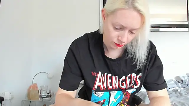 Snapshot of BetterThanYourEx69 chatting on 8, 11, 2025 BetterThanYourEx69 online show from 8, 11, 2025