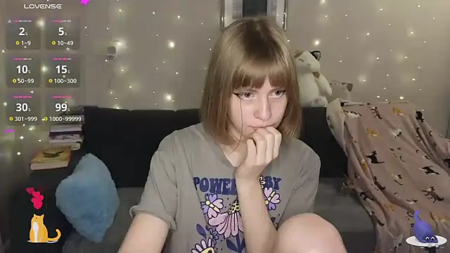 Snapshot of HermioneHHH chatting on 22, 1, 2025 HermioneHHH online show from 22, 1, 2025