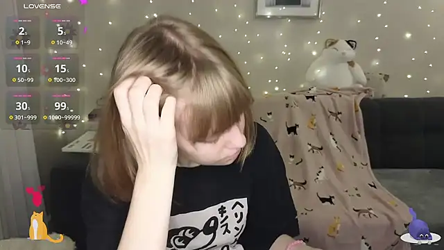 Snapshot of HermioneHHH chatting on 25, 1, 2025 HermioneHHH online show from 25, 1, 2025