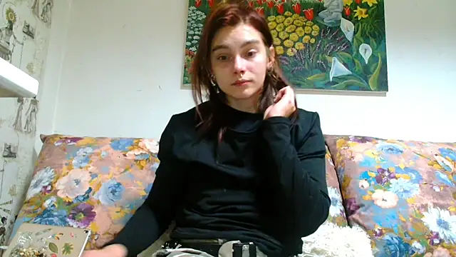 Sophie Bell online show from 24, 2, 2025