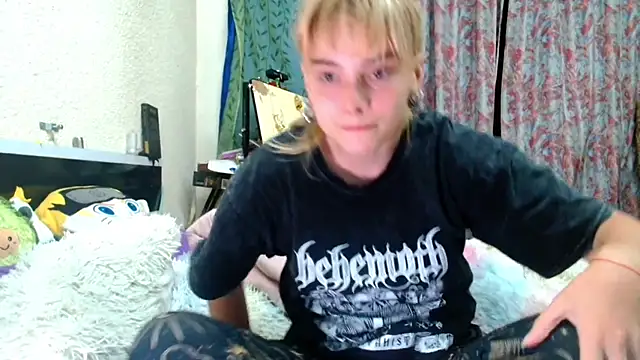 Snapshot of Sophie_Bell chatting on 25, 5, 2026 Sophie Bell online show from 25, 5, 2026