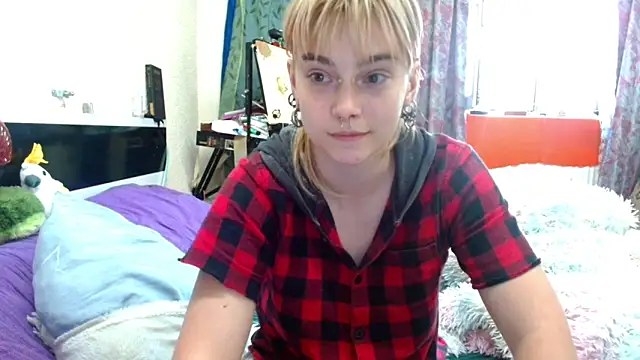 Snapshot of Sophie_Bell chatting on 28, 5, 2026 Sophie Bell online show from 28, 5, 2026