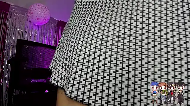 Charlotte Joestar online show from 25, 2, 2025