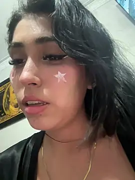 emma  cute   online show from 26, 1, 2025