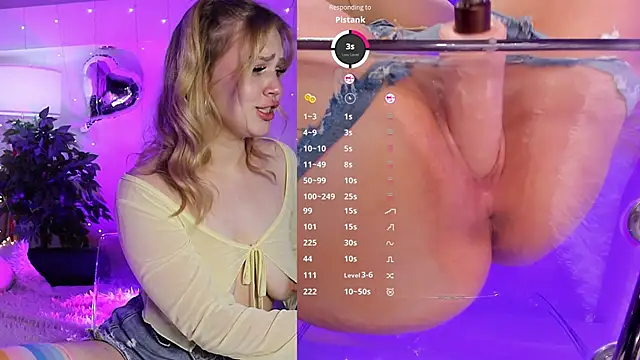 Snapshot of Sexydoll112 chatting on 14, 2, 2025 Sexydoll112 online show from 14, 2, 2025