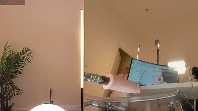 Snapshot of Sexydoll112 chatting on 30, 9, 2025 Sexydoll112 online show from 30, 9, 2025