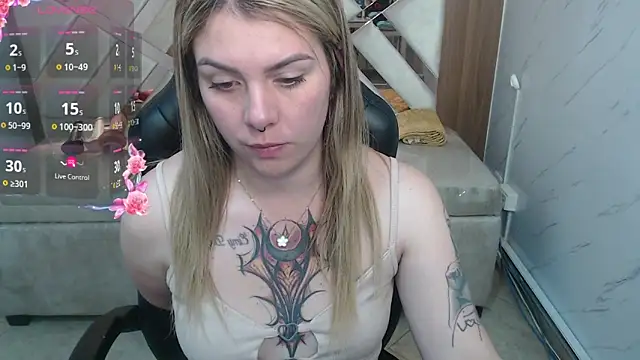 Snapshot of Paula_b_ chatting on 28, 6, 2026 Paula b online show from 28, 6, 2026