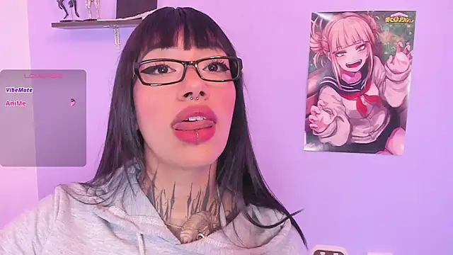 Snapshot of Akari1_Mischief chatting on 17, 11, 2025 Akari1 Mischief online show from 17, 11, 2025