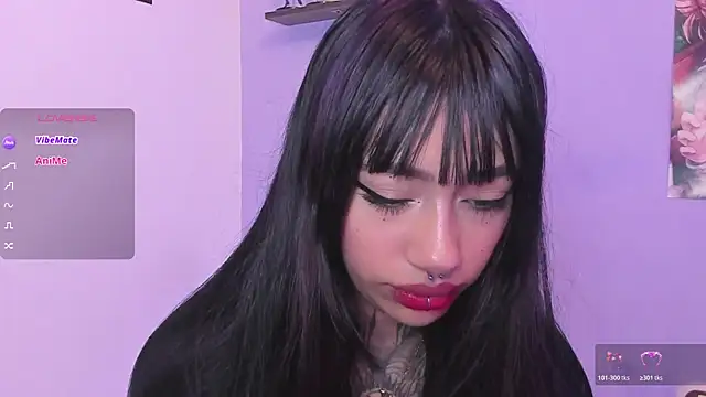 Snapshot of Akari1_Mischief chatting on 22, 11, 2025 Akari1 Mischief online show from 22, 11, 2025