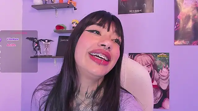 Snapshot of Akari1_Mischief chatting on 5, 12, 2025 Akari1 Mischief online show from 5, 12, 2025