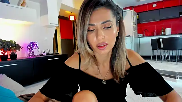 Snapshot of MissSmiley26 chatting on 6, 2, 2025 MissSmiley26 online show from 6, 2, 2025