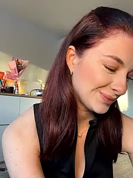 Mia-Minou online show from 11, 1, 2026