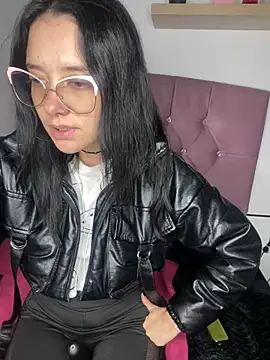 Snapshot of Isabella_21x chatting on 24, 2, 2025 Isabella 21x online show from 24, 2, 2025