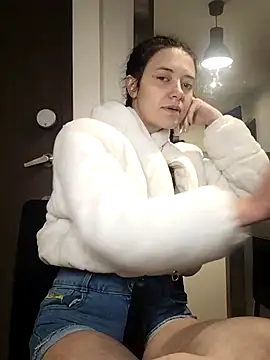 Snapshot of Isabella_21x chatting on 27, 2, 2025 Isabella 21x online show from 27, 2, 2025