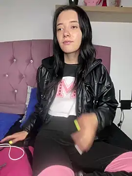 Snapshot of Isabella_21x chatting on 13, 3, 2025 Isabella 21x online show from 13, 3, 2025