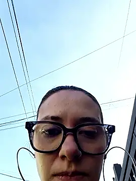 Snapshot of Isabella_21x chatting on 23, 10, 2025 Isabella 21x online show from 23, 10, 2025