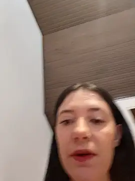 Snapshot of Isabella_21x chatting on 2, 12, 2025 Isabella 21x online show from 2, 12, 2025