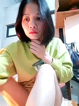 Snapshot of Aninyin22 chatting on 7, 2, 2025 Aninyin22 online show from 7, 2, 2025