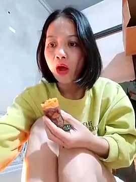 Snapshot of Aninyin22 chatting on 8, 2, 2025 Aninyin22 online show from 8, 2, 2025