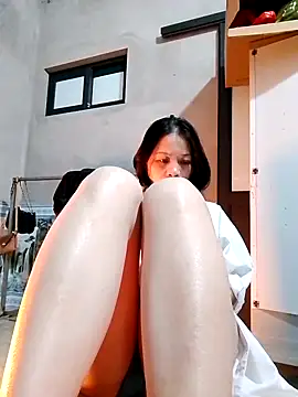 Snapshot of Aninyin22 chatting on 7, 3, 2025 Aninyin22 online show from 7, 3, 2025