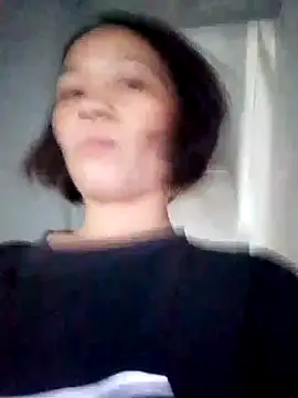 Snapshot of Aninyin22 chatting on 11, 10, 2025 Aninyin22 online show from 11, 10, 2025